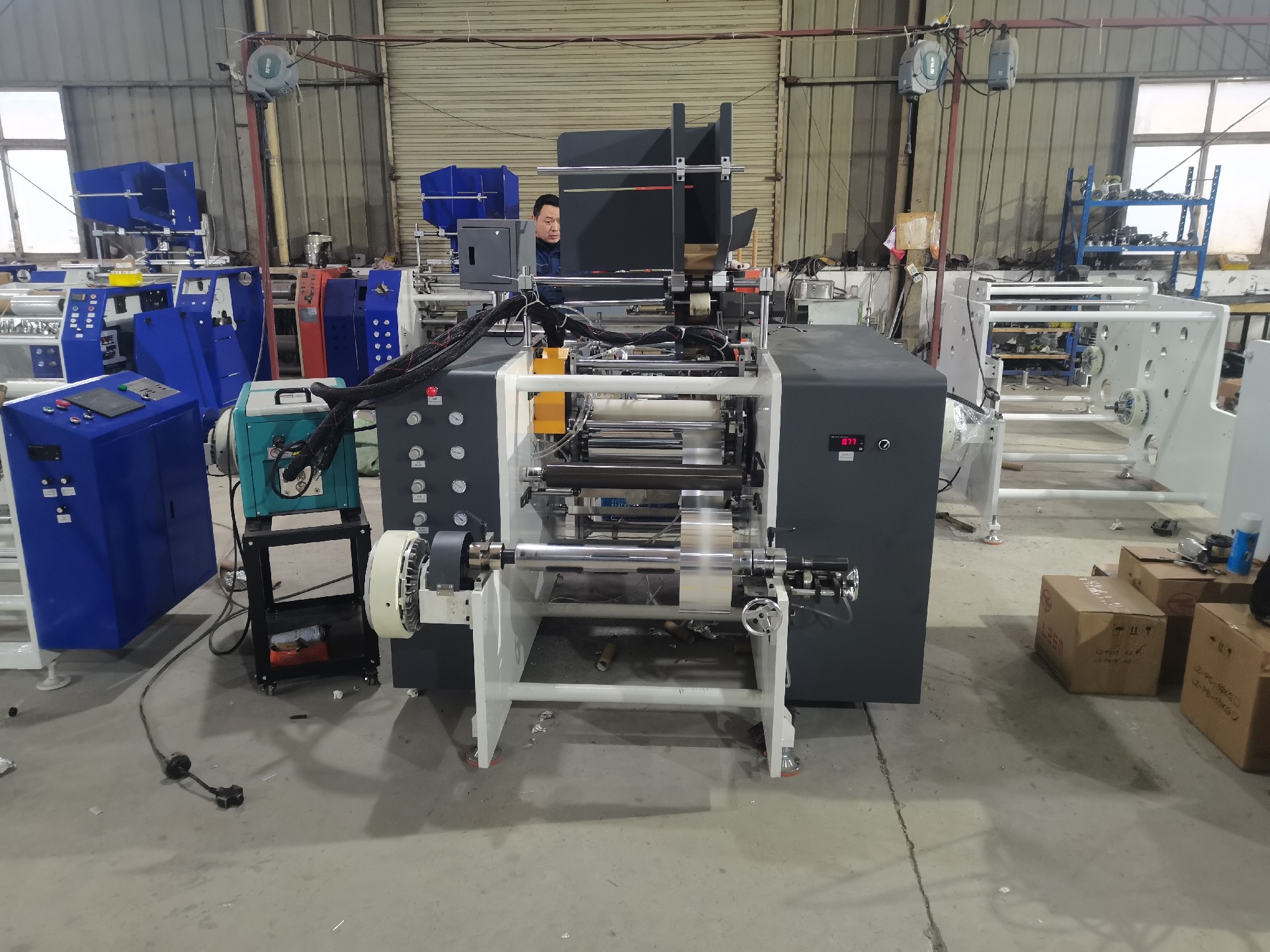 6-shaft aluminum foil and baking paper rewinder